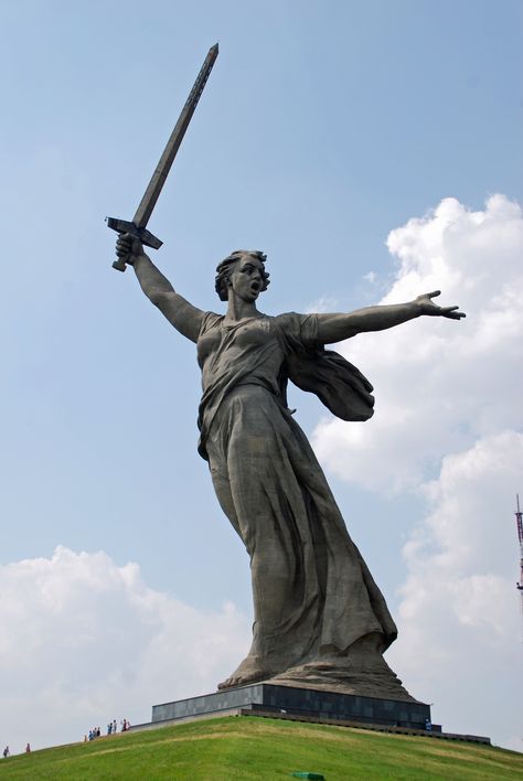 The Motherland Calls, Volgograd, Russia. Photo credit: www.bbmexplorer.com Union Of Soviet Socialist Republics, Battle Of Stalingrad, Statue Tattoo, Little Buddha, Ancient Statues, Angel Statues, Marble Statues, Figurative Sculpture, Sculptures & Statues