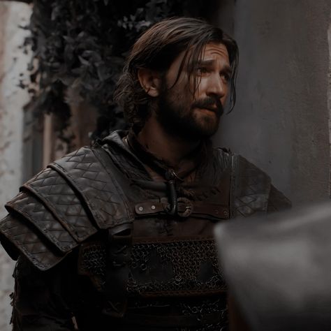 Game Of Thrones Daario, Daario Naharis, Dragon Core, Michael Huisman, Game Of Thrones Men, Michiel Huisman, Vikings Show, Got Characters, Asoiaf Art