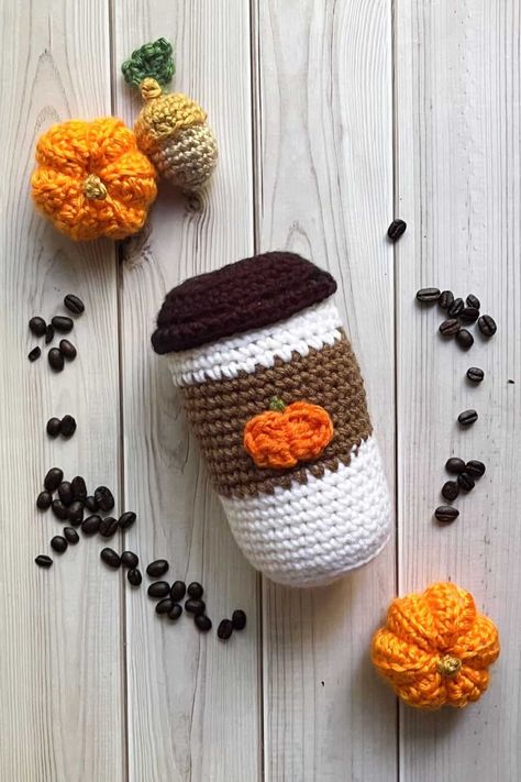 Crochet Coffee Cup Pattern - thecaffeinatedsnail.com Crochet Latte Pattern, Amigurumi Coffee Cup, Coffee Crochet Pattern, Goofy Crochet, Crochet Coffee Cup, Coffee Crochet, Mini Coffee Cups, Crochet Dreams, Cup Pattern