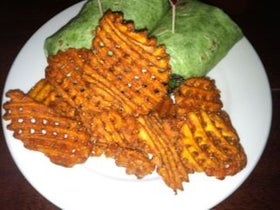 Home Made Sweet Potato Fries, Sweet Potato Waffle Fries, Easy Chow Mein Recipe, Diy Waffles, Homemade Sweet Potato Fries, Making Sweet Potato Fries, Baked Snacks, Bread Dressing, Dinner Planner