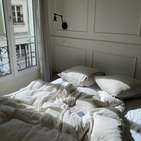 Moyamawhinney paris apartment Paris Apartment Aesthetic, Paris Rooms, Room Minimalist, Island Life Style, Apartment Aesthetic, Future Apartment, Paris Apartments, March 21, Minimalist Aesthetic