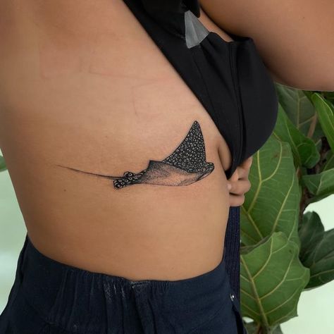 Beachy Tattoos, Stingray Tattoo, Ray Tattoo, Basic Tattoos, Eagle Ray, Shark Tattoos, Classy Tattoos, Discreet Tattoos, Dainty Tattoos