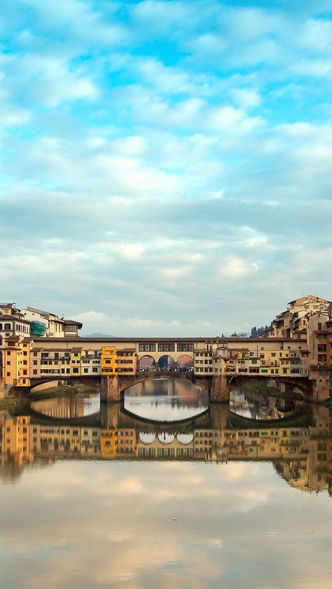 Ponte Vecchio Ponte Vecchio Florence, Toscana Italia, A Bridge, Florence Italy, Places Around The World, Amalfi, Wonderful Places, Pisa, Italy Travel