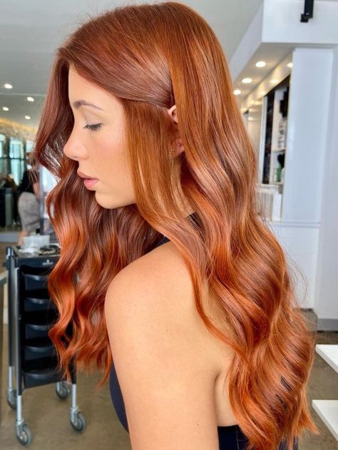 Light Auburn Hair, Copper Blonde Hair, Red Hair Color Ideas, Short Hair Cut, Red Blonde Hair, Strawberry Blonde Hair Color, Hair Adviser, Ginger Hair Color, Extreme Hair