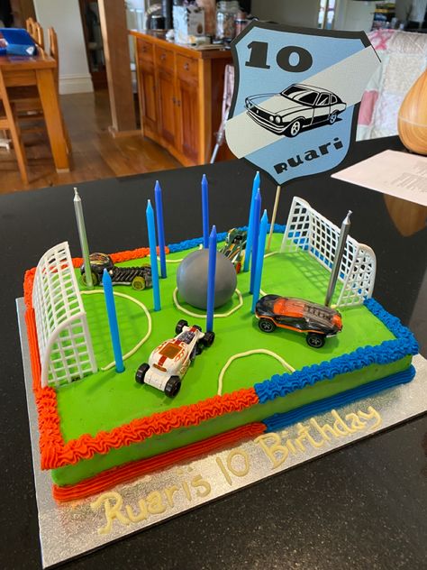 Rocket League Decorations, Rocket League Party Ideas, Rocket League Cake Ideas, Rocket League Birthday Party, Rocket League Cake, Kids Party Crafts, Rocket League, 12th Birthday, 11th Birthday