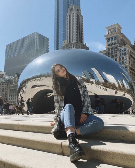 Chicago Bean Pictures, Chicago Travel Outfits, Rachael Kirkconnell, Chicago Instagram, Photoshoot City, Chicago Bean, Chicago Fall, Chicago Weekend, Chicago Vacation