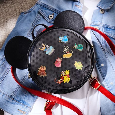 Disney Pin Bag, Disneyland Pins, Disney Outfit, Mini Backpacks, Pin Trading, Uk Images, Disney Trading Pins, Leather Belt Bag, Daughter Quotes