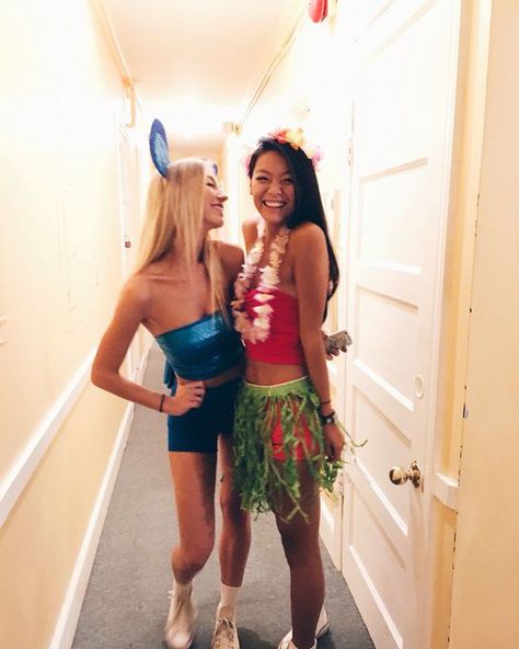 Lilo Costume, Stitch Costume, Meme Costume, Cute Group Halloween Costumes, Bff Halloween Costumes, Best Friend Halloween Costumes, Halloween Coustumes, Duo Halloween Costumes, Holloween Costume