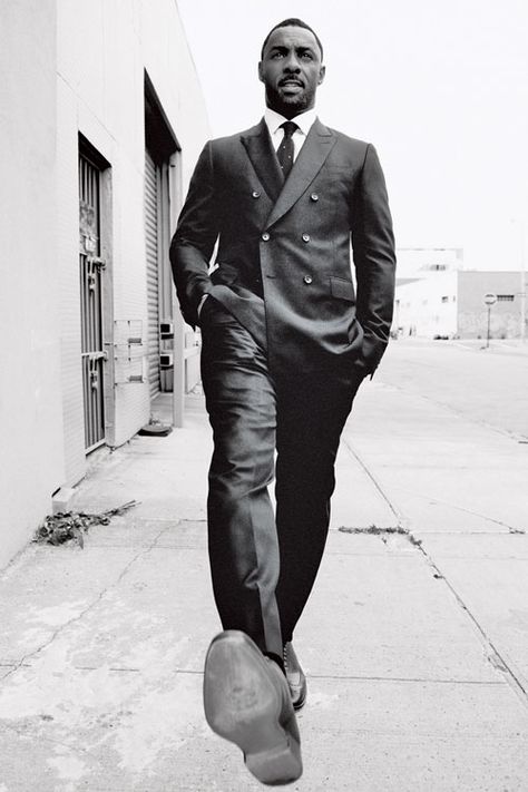 Good Gracious! Idris Elba A Man In A Suit, Man In A Suit, Walking Down The Street, Taylor Kitsch, Esquire Magazine, Idris Elba, Well Dressed Men, Elba, White Photo