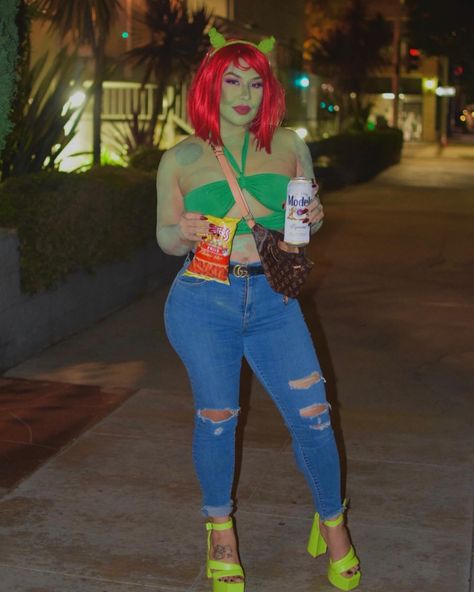 Fiona Cosplay, Fiona Costume, Shrek Party, Fiona Shrek, Holloween Costumes, Shrek Costume, Princess Fiona, Holloween Costume, Shrek