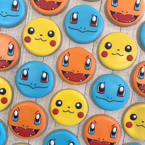 Pokemon Birthday Party Cookies, Pokemon Brownies, Pikachu Royal Icing Cookies, Pokemon Cookies Easy, Pikachu Cookies Decorated, Pokemon Cookies Royal Icing, Pokémon Sugar Cookies, Pokemon Cookies Decorated, Pokemon Food Ideas Birthdays