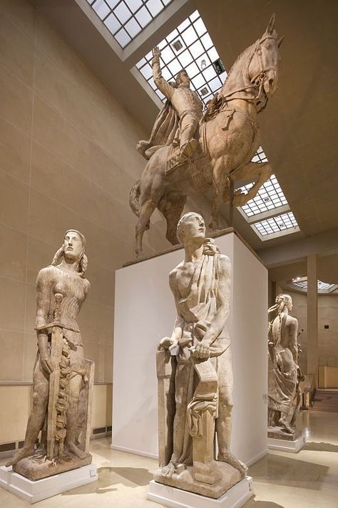 Musée Bourdelle, Paris Antoine Bourdelle, Open Architecture, French Sculptor, Auguste Rodin, Guggenheim Museum, Ancient Temples, Light Project, Bronze Sculpture, Artist Studio