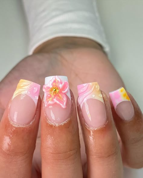 MELA STUDIO (@melaxnails) • Instagram photos and videos Summer Holiday Nails, Holiday Acrylic Nails, Wow Nails, Girly Acrylic, Girly Acrylic Nails, Short Square Acrylic Nails, Acrylic Nails Coffin Pink, Unique Acrylic Nails, Summer Acrylic Nails