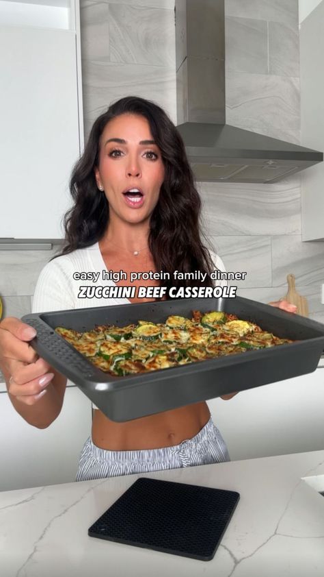 Ainsley Rodriguez | Easy high protein dinner for the fam! 🥘 . Loving this filling casserole for something different to switch meals up at home! I also love… | Instagram Quick Healthy High Protein Dinner, Ainsley Rodriguez, Chicken Cilantro, Leftover Steak, High Protein Dinner, Protein Dinner, Breakfast Idea, Chopped Spinach, Breakfast Pizza