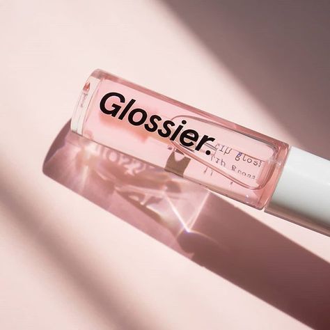 Glossier lip gloss | Instagram: @diorandjellybeans Lip Gloss Instagram Post, Glossier Lip Gloss Aesthetic, Aesthetic Lip Gloss, Lip Gloss Aesthetic, Cute Lip Gloss, Glossier Lip, Best Lip Gloss, Glossier Lip Gloss, Glossy Makeup