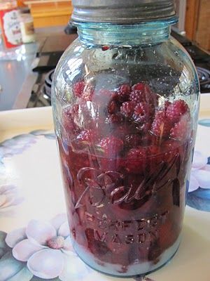 Raspberry Cordial, Infused Liquors, Cordial Recipe, Cherry Cordial, Homemade Liquor, Liquor Recipes, Liqueurs Recipes, Raspberry Liqueur, A Beautiful Morning