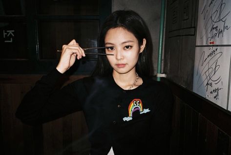 Jennie, Blackpink, Cute, Smile, Chopsticks, Eyes, Pretty, Baby, Kpop, Female, Idol 사진 촬영 포즈, Blackpink Members, Jennie Ruby Jane, Ruby Jane, Jennie Kim Blackpink, How To Pose, Jennie Lisa, Blackpink Photos, Blackpink Fashion