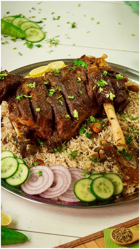 Mandi Rice Lamb, Mandi Recipe Mutton, Mutton Biryani Photography, Beef Mandi, Mandi Photography, Mandi Food, Lamb Mandi, Mandhi Rice, Mutton Recipes Indian