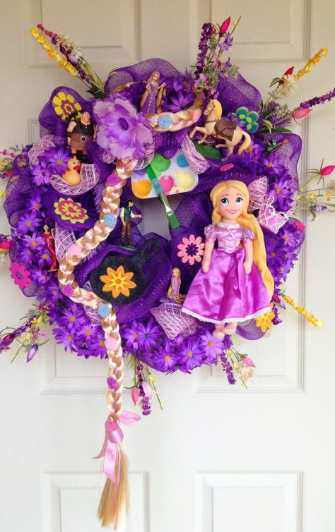 My Disney Life: Fun Find: Sparkle For Your Castle Princess Wreath, Minnie Mouse Wreath, Mickey Mouse Wreath, Peacock Christmas Tree, Disney Wreath, Tangled Birthday Party, Rapunzel Birthday, Making Wreaths, Tangled Birthday