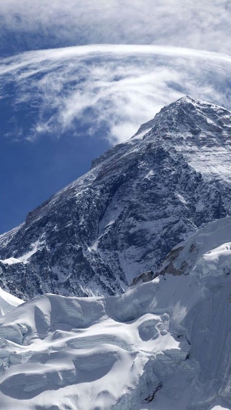 Mt. Everest - Nepal Monte Everest, Mt Everest, Bhutan, Beautiful Mountains, Mountain Landscape, Nature Pictures, Natural Wonders, Maldives, Beautiful World