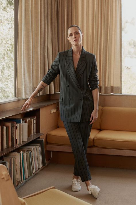 Vivien Solari, Tasha Tilberg, Woman In Suit, Fashion Model Photography, Campaign Fashion, Woman Suit Fashion, Fashion Campaigns, Fashion Advertising, Perfect Wardrobe