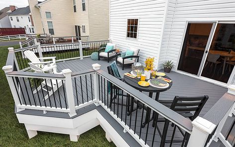 Deck Furniture Ideas, Trex Patio, Deck Design Plans, Wood Deck Railing, Deck Stair Railing, Deck Railing Systems, Outdoor Stair Railing, Patio Railing, Outdoor Deck Furniture