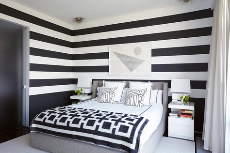 Black And White Stripe Bedroom, White Wall Bedroom Ideas, Black And White Striped Wall, Bedroom Ideas Couples, Striped Bedroom, Black White Bedrooms, White Wall Bedroom, Stripe Wall, Interior Design Principles