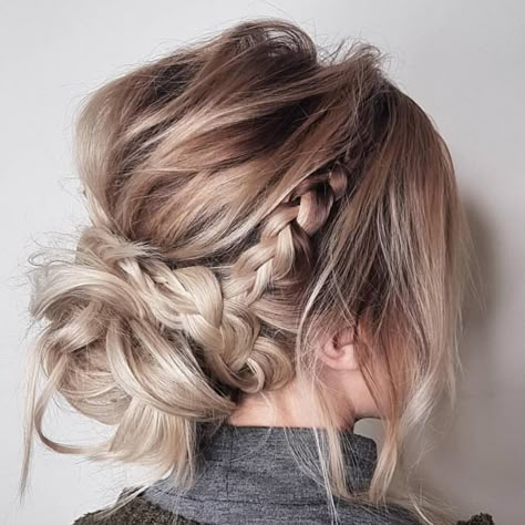 Trendy Updos for Medium Length Hair, Updo Hairstyle Ideas Updo Ideas, Messy Hair Updo, Boho Hairstyle, Updos For Medium Length Hair, Peinados Fáciles Para Cabello Corto, Braid Ideas, Hair Braid, Penteado Cabelo Curto, Braided Hairstyles For Wedding