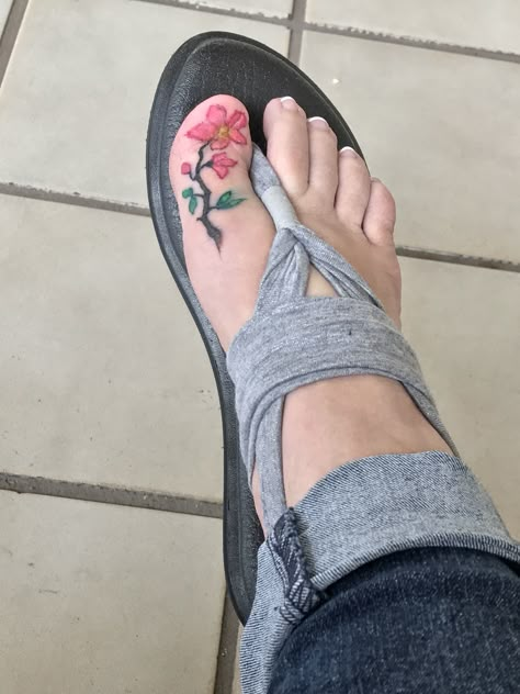 Had to have my toenail removed many years ago and I've been embarrassed to show my feet ever since. Now the area I used to hide is something I'm proud to show off! #nonailtattoo Big Toe Tattoo, Toe Tattoo, Toenail Removal, Toe Tattoos, Tattoo Removal Cost, Tattoo Foot, Foot Tattoos For Women, Tattoo Fails, Nail Tattoo