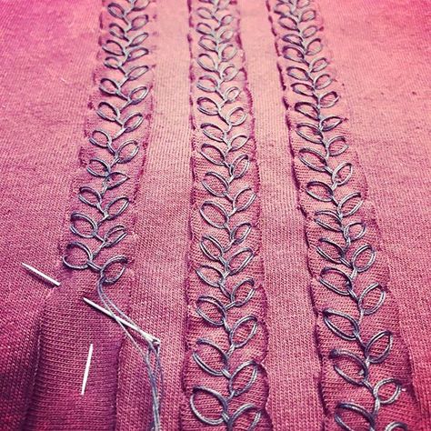 I'm working on my #buildawardrobe2017 Factory Dress, stitching stripes with the rosebud stitch. And getting a lot of practice!  I'll be able to do this stitch in my sleep by the time I'm done. #theschoolofmaking #alabamachanin #handsewing #everydaycouture @theschoolofmaking Viking Embroidery, Dress Stitching, Stencil Fabric, Alabama Chanin, Crazy Quilting, 자수 디자인, Hand Embroidery Stitches, Embroidery Inspiration, Embroidery Tutorials