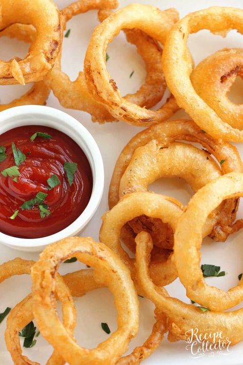 Battered Onion Rings, Baked Onion Rings, Baked Onion, Beer Battered Onion Rings, Snack Sani, Baked Onions, Homemade Beer, Beer Battered, Healthy Recipes Easy Snacks