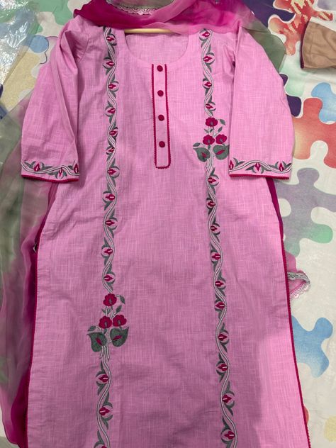 Hand embroidered punjabi suit with detailed threadwork & pearlwork,paired with shaded dupatta Shaded Dupatta, Embroidery Fashion Detail, Sekhon Boutique, Fashion Embroidery, Suits Design, Punjabi Suit, Embroidery Suits Design, Embroidery Designs Fashion, Embroidery Suits