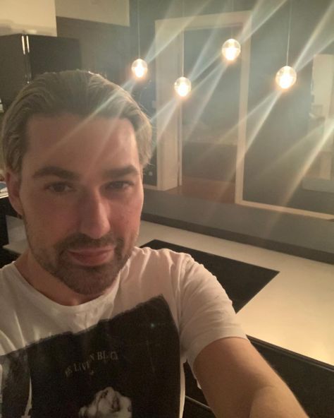 Good Night Selfie, Night Selfie, Lisa Kelly, David Garrett, Violinist, Good Night, A Photo, Funny Pictures, Photo And Video