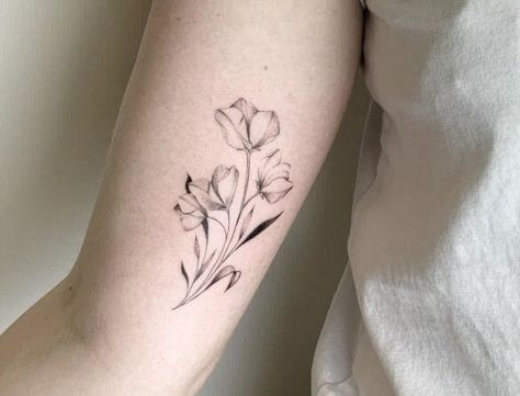 Sweet Pea Tattoos Sweet Pea Flower Tattoos, Sweetpea Flower Tattoo, Sweat Pea Tattoo, Pea Flower Tattoo, Sweet Pea Flower Tattoo, Daisy Tattoo Meaning, Pea Tattoo, Sweet Pea Tattoo, Sweet Pea Flower