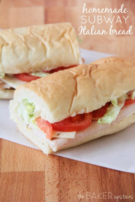 Subway Bread, Sub Rolls, Sub Sandwiches, Homemade Breads, Sandwiches For Lunch, Bread Bun, Italian Bread, Bread Biscuits, Bread Machine Recipes