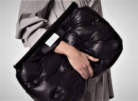 Maison Margiela’s Glam Slam Pillow Is The Bag Of Our Dreams Maison Margiela Glam Slam Bag, Unique Womens Fashion, Glam Slam, Space Aliens, Crocodile Bags, Women Bags Fashion, Unique Bags, Bag Trends, Grand Slam