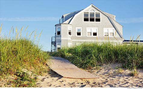 Vacation home purchases made up 21% of all home sales last year at an estimated 1.13 million, the highest level since 2003 and a 57% increase from 2013. http://cnnmon.ie/1BNVQdS Michigan Beach Vacations, Lake Michigan Beach, New England Beach House, Summer Beach House, England Beaches, Michigan Beaches, Beach Images, Starter Home, Travel Checklist