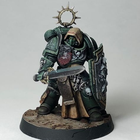 Warhammer Dark Angels, Warhammer Marine, Space Armor, Dark Angels 40k, Warhammer 40k Figures, Figure Design, Warhammer Figures, Warhammer Paint, Military Wallpaper