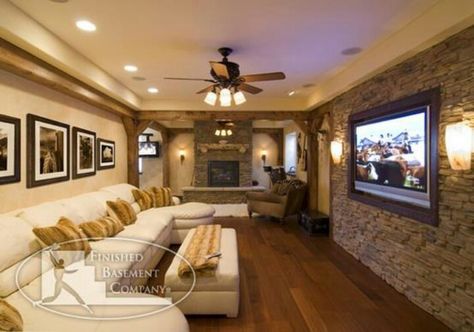 lake house ideas | Via Tracey Delin Casa Country, Renovation Design, Basement Design, Style At Home, Basement Remodeling, Finishing Basement, Tv Room, Home N Decor, Home Fashion