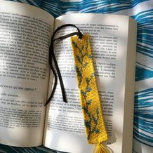 Alpha Bookmarks, Alpha Pattern Bracelet, Alpha Bracelets, Stem Plant, Yarn Bracelets, Pattern Bracelet, Friendship Bracelets Tutorial, Bracelets Patterns, Biology Notes