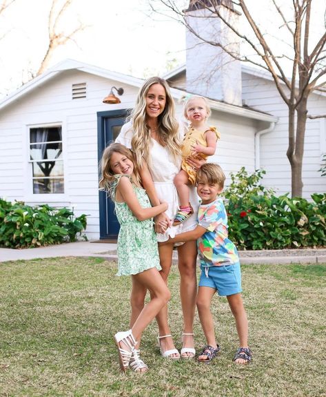 Suitcase White, Boho Princess, Ranch Life, Cute Family, White Boots, Three Kids, Family Photoshoot, Sunglasses Shop, Picture Perfect