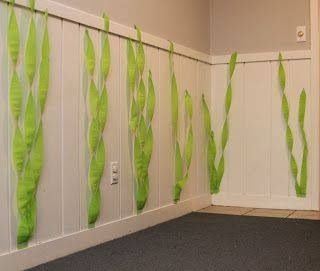 Green streamers to look like seaweed. Underwater Birthday, Bubble Guppies Birthday Party, Family Fishing, Bubble Guppies Party, Spongebob Birthday Party, Fishing Birthday Party, Bubble Guppies Birthday, Spongebob Party, Spongebob Birthday