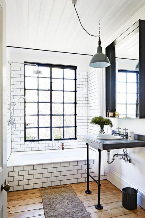 Vintage Black And White Bathroom, Black And White Floors, Industrial Bathroom Decor, Industrial Bathroom Design, Industrial Design Style, Black White Bathrooms, Industrial Style Bathroom, Sleek Bathroom, Industrial Bathroom