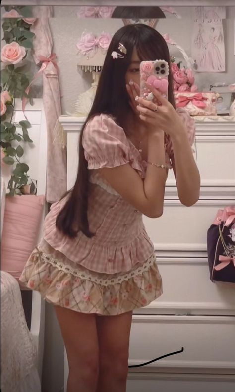 Himekaji Outfits, Douyin Fashion, Shoujo Girl, Kawaii Fashion Outfits, Me Irl, Pink Outfits, Really Cute Outfits, Kawaii Clothes, Dream Style