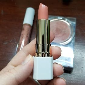 Lainamarie91: Flower Beauty Reviews : Lipstick, Blush, Foundation, Brows. Lipstick shade is naked blush. Flower Beauty Lipstick Swatches, Peachy Nude Lipstick, Lipstick Blush, Colour Swatches, Brow Mascara, Indie Makeup, Lipstick Shade, Matte Blush, Liquid Lip Color