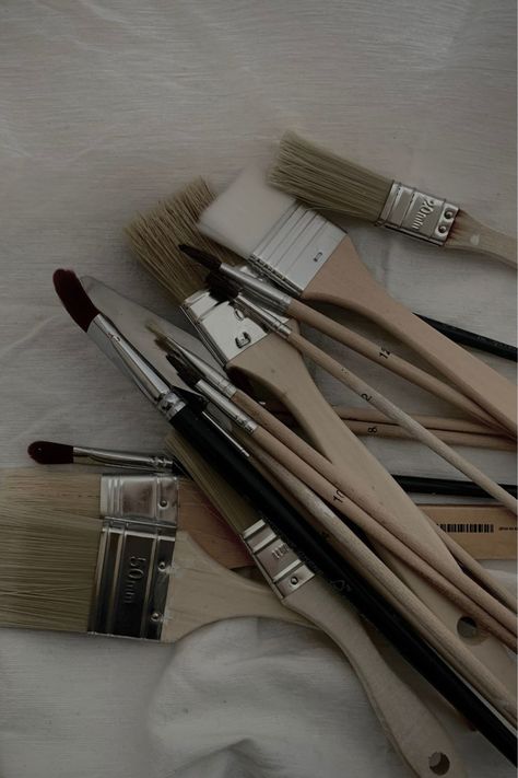 Brush / Novae Art Atelier 

Paint 🤍 

#painting #paint #art #artist #brush #aesthetic House Painting Aesthetic, Painting Brushes Aesthetic, Painting Brush Aesthetic, Art Bussines Ideas, Fine Artist Aesthetic, Being Creative Aesthetic, Paint Swatches Aesthetic, Painting Tools Aesthetic, Paint Brushes Aesthetic