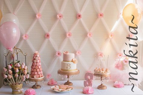 Cake Table Backdrop Ideas, Wedding Cake Table Backdrop, Table Backdrop Ideas, Cake Table Backdrop, Shower Dessert Table, Baby Shower Dessert, Pink And Gold Baby Shower, Table Backdrop, Baby Shower Dessert Table