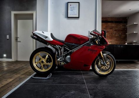 Ducati  996R Ducati 998, Ducati 999, Ducati 996, Ducati Motorbike, Ducati Superbike, Ducati 748, Ducati 916, Ducati Cafe Racer, Ducati Motorcycle