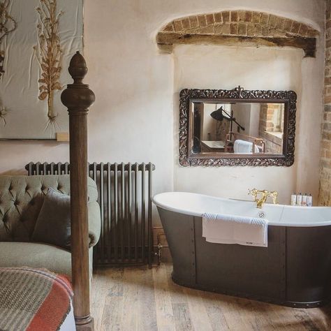 The Pig Hotel freestanding tub... Small Bath Tubs, Bath In Bedroom, French Loft, Chateau Bedroom, Pig Hotel, Aston Matthews, The Pig Hotel, Wood Cottage, Bedroom With Bath