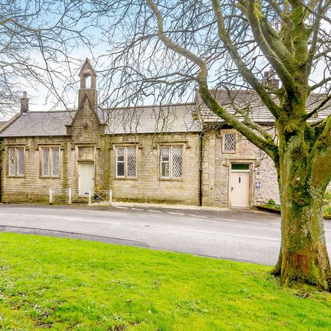 Take a look around this stunning converted school house that’s perfect for the new term! Fans of country living and cottage charm will feel right at home in this traditional home located in an area of Outstanding Natural Beauty. Bearing a stone plaque above its entrance dated 1767, the Old School House is steeped in history but is more contemporary than you might think! #historicalproperties #oldschoolhouse #contemporaryhomes Converted School House, Old School House, Nature School, Cottage Charm, School House, Traditional Home, Step Inside, Country Living, Traditional House